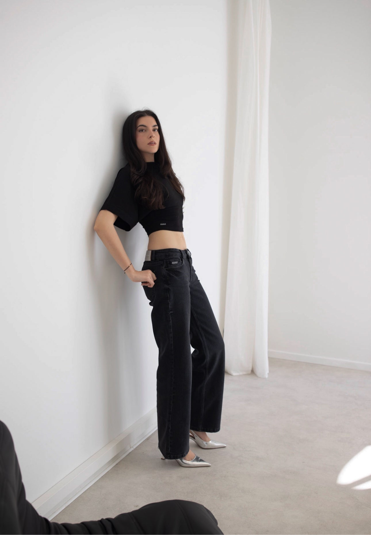 KOMORI CROPPED TOP BLACK