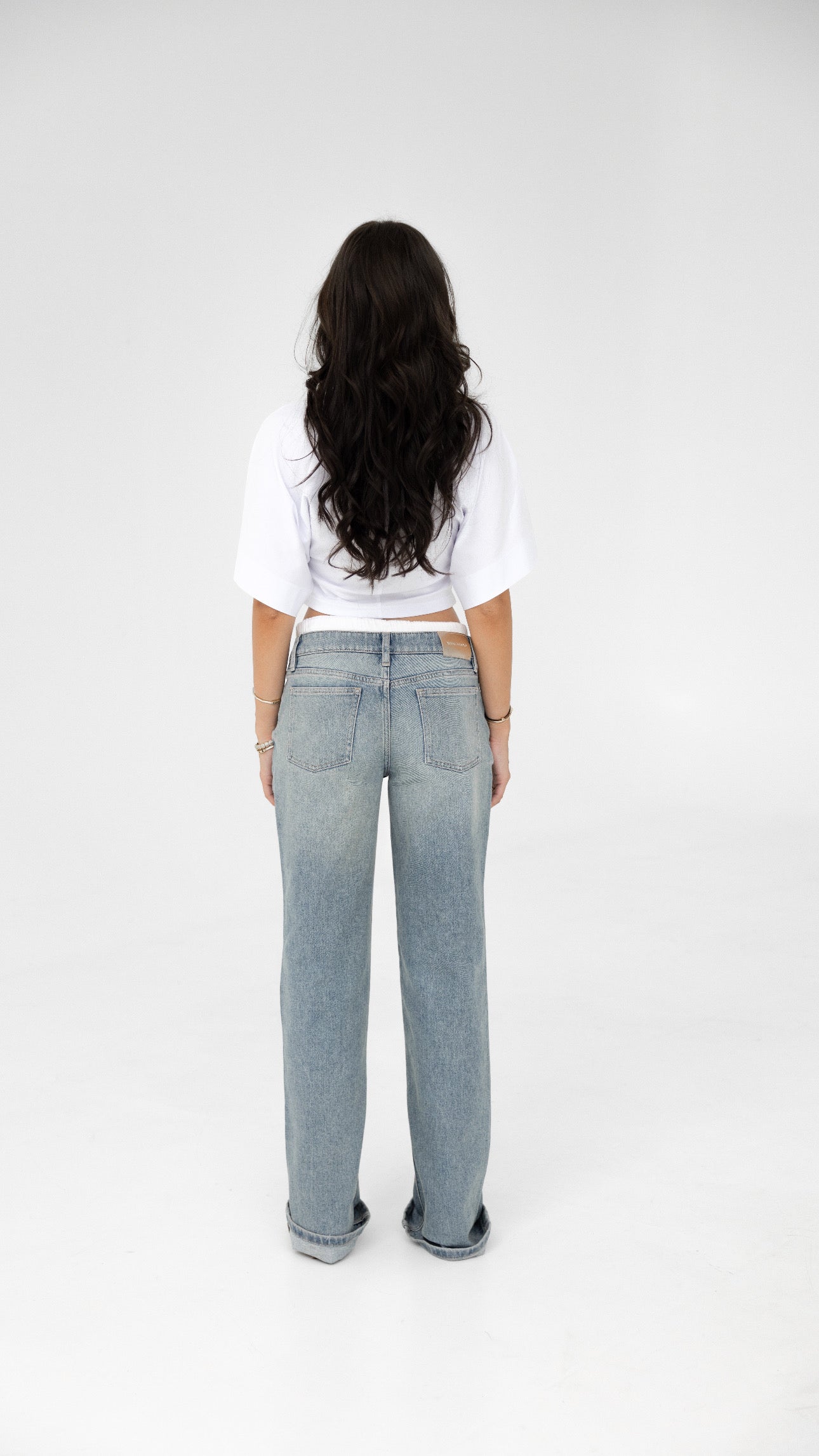 SATIN JEANS