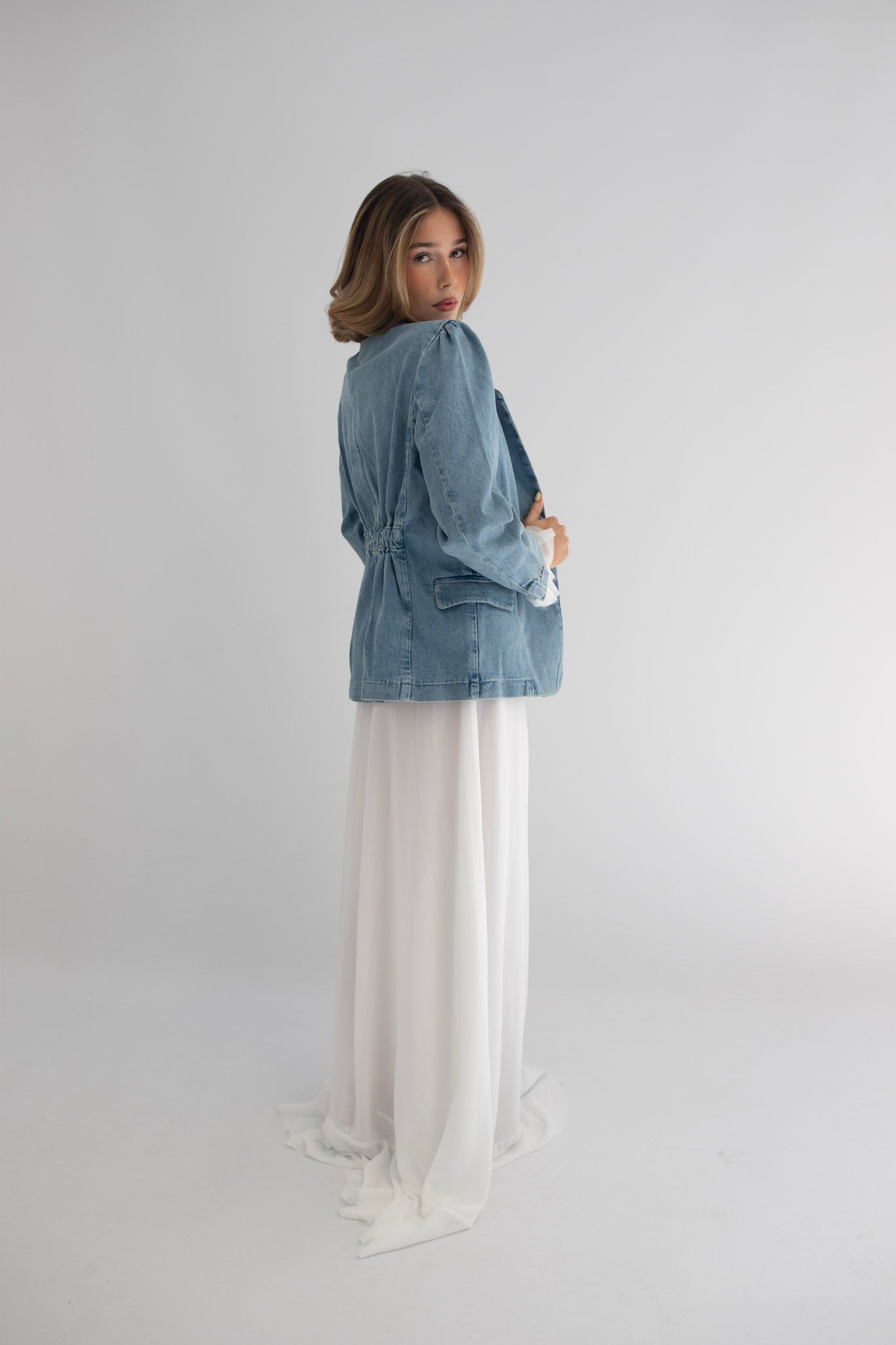 ELLI BLAZER