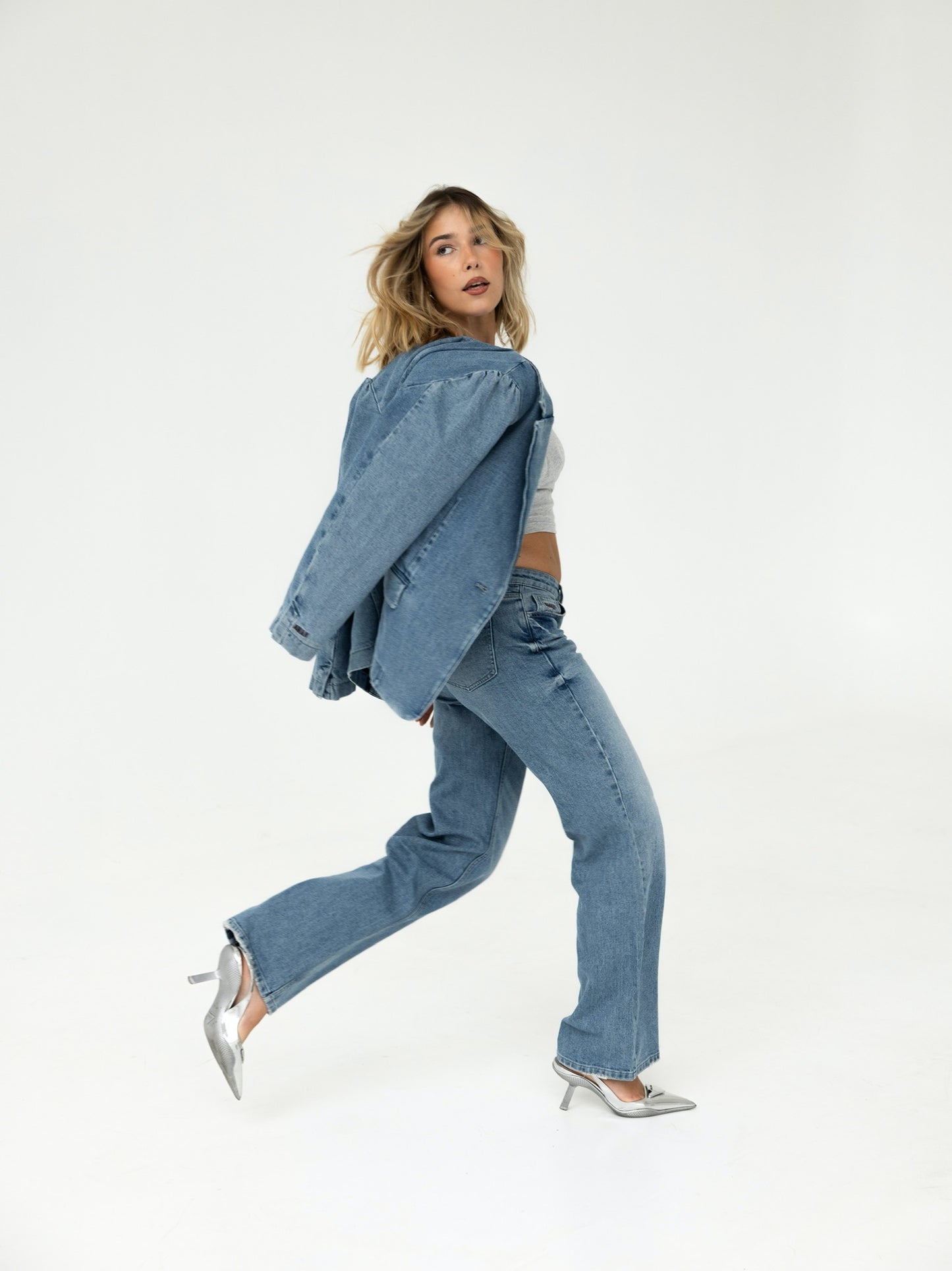 AMAII STUDIO ELLI BLAZER Seite