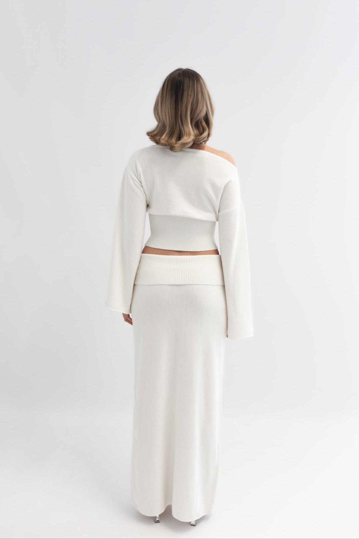 LIA SWEATER